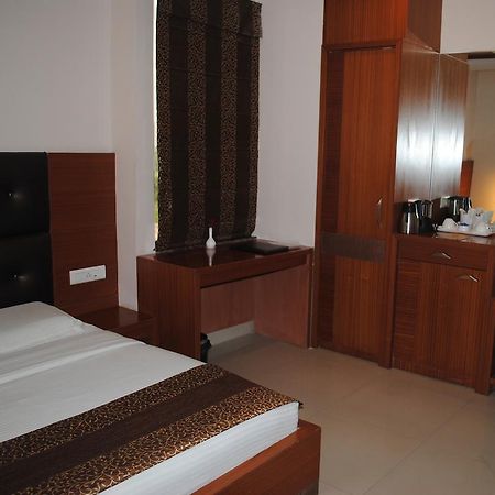 Hotel Data Inn Adžmér Pokoj fotografie